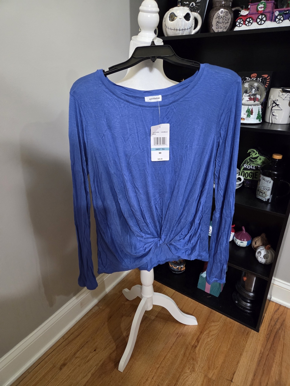 Eyeshadow Blue Twist-Front Long Sleeve Tee